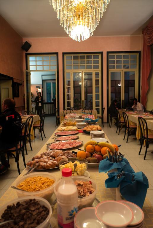 Hotel Salus Sant'Andrea Bagni المظهر الخارجي الصورة