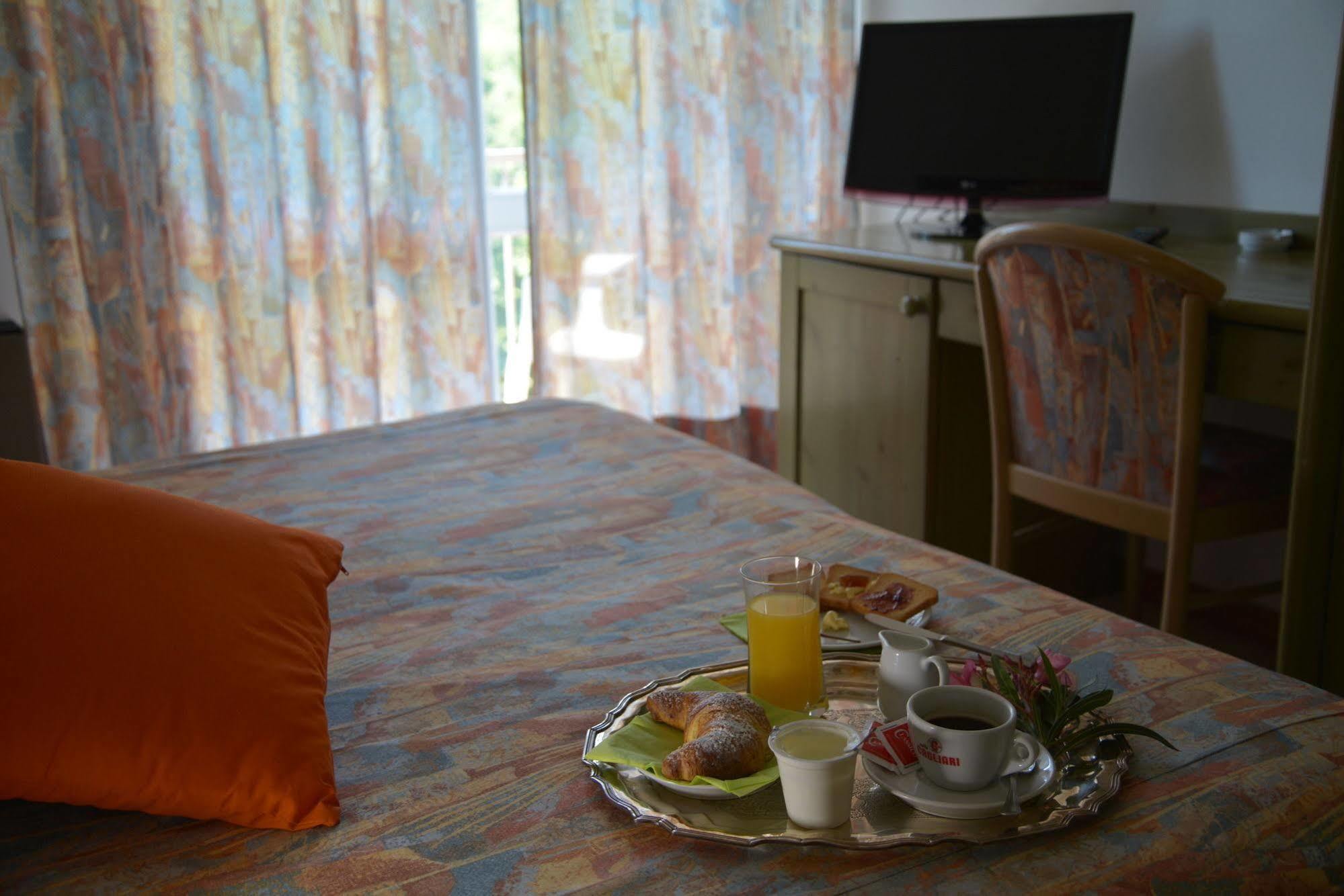 Hotel Salus Sant'Andrea Bagni المظهر الخارجي الصورة
