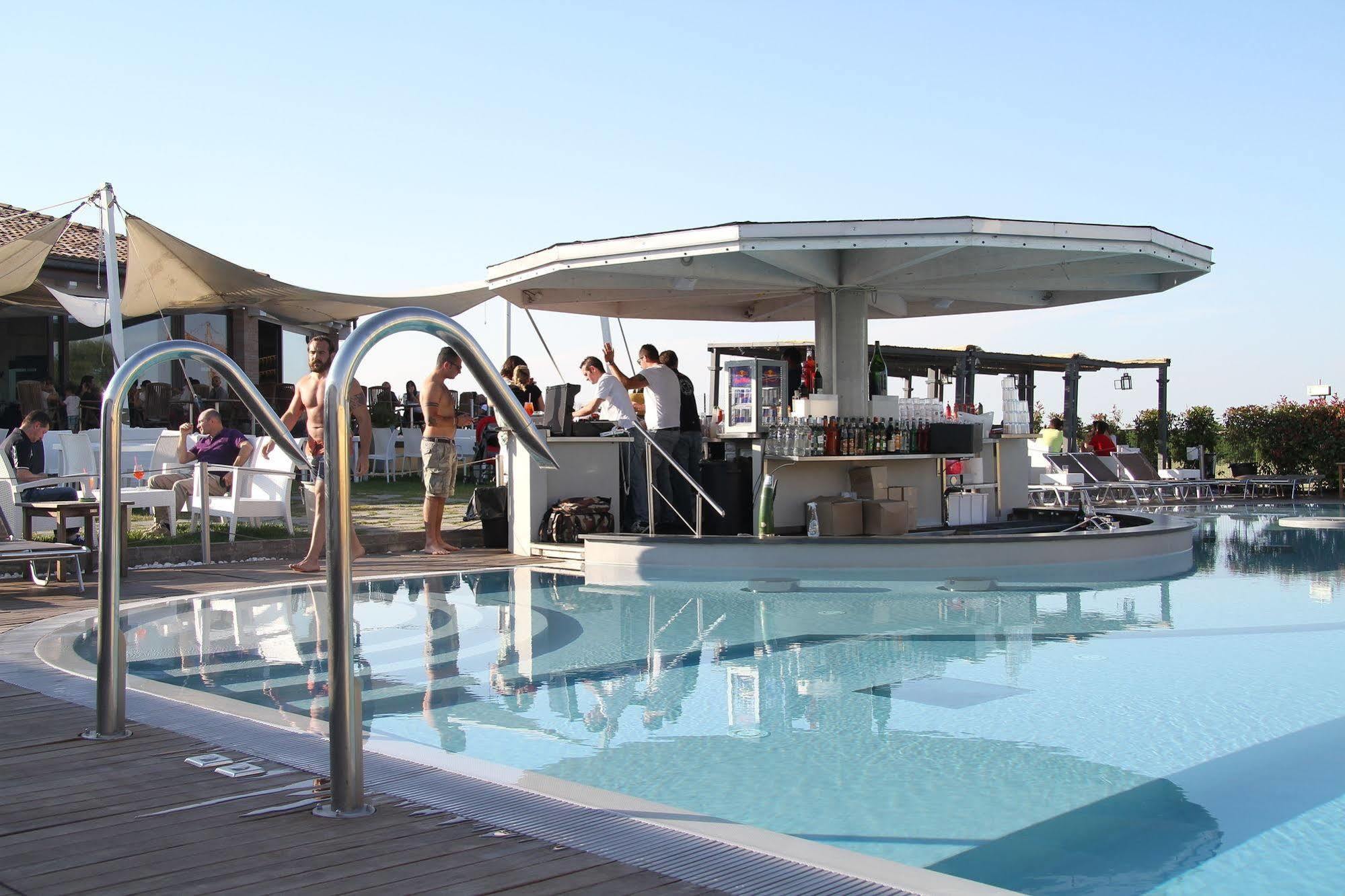 Hotel Salus Sant'Andrea Bagni المظهر الخارجي الصورة