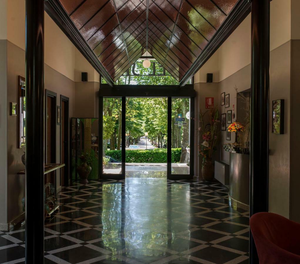 Hotel Salus Sant'Andrea Bagni المظهر الخارجي الصورة